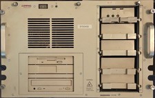 Compaq ProLiant 1500R 5/100 rack server, Series 3155, with IBM 2.1GB HD, VINTAGE picture