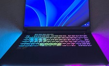 asus rog strix g16, 5050 rtx, 16 gb ram, Intel i7, 1 TB SSD, 165hz monitor picture