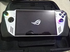 Asus Rog Ally Z1 Extreme 512gb picture