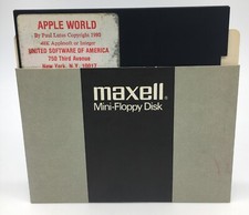 Apple World By Paul Lutus 1980 Apple II United Software Disk Only Rare picture