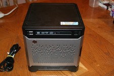 HP Proliant MicroServer Gen8, 4.5TB,  (4) HDD,  EXCELLENT COND. picture