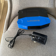 Linksys SE4008 8 port gigabit switch picture
